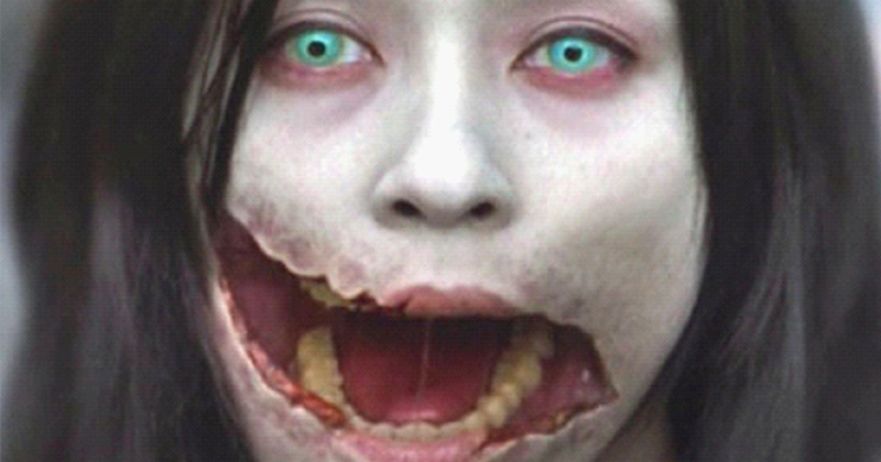 Légende Urbaine Japonaise La Femme Au Sourire Fendu Kuchisake-onna, la légende de la femme à la bouche fendue
